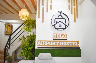 BOLO AIRPORT HOSTEL l - - 9