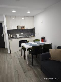 OLIMP Sea View Apartments - The Sunny Apartment - Olimp - 9
