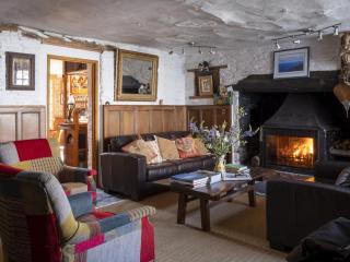 Manor Farmhouse - 5