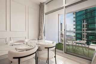 Luxury 3 BHK in Jumeirah By dPie Skyview 2805 - 2