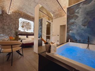 Corona Suite & Rooms - 0