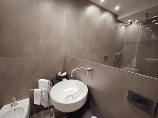 Corona Suite & Rooms - 5