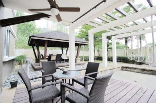 A Chic 4BR Oasis with Gazebo Your Dream Getaway - Cheras - 6