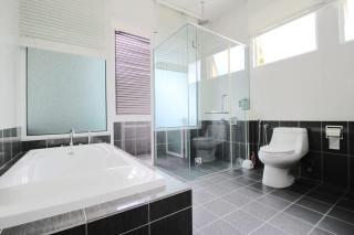 A Chic 4BR Oasis with Gazebo Your Dream Getaway - Cheras - 5
