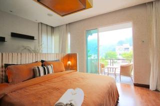 A Chic 4BR Oasis with Gazebo Your Dream Getaway - Cheras - 2