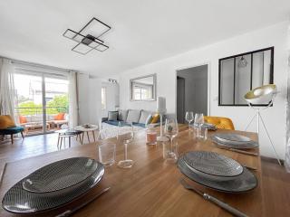 T3 Cosy à Albi avec Terrasse, Piscine & Parking - 2