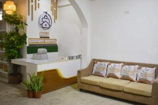 BOLO AIRPORT HOSTEL ll - - 5
