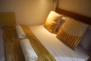 BOLO AIRPORT HOSTEL ll - - 2