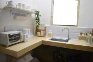 BOLO AIRPORT HOSTEL ll - - 1