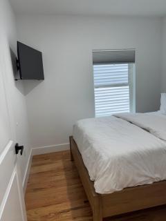 Elegant Retreat Near EWR n NYC - Newark - 2