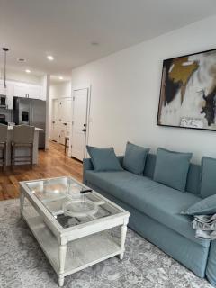 Elegant Retreat Near EWR n NYC - Newark - 8