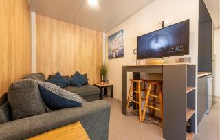 Stunning Home In Tkon - 7