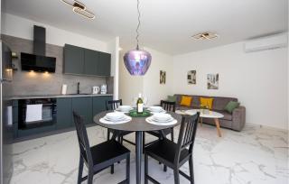 2 Bedroom Beautiful Apartment In Seget Donji - Trogir - 7