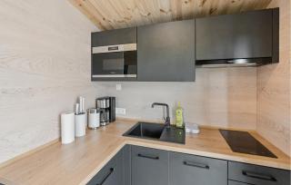 Beautiful Home In Erkheim - 5