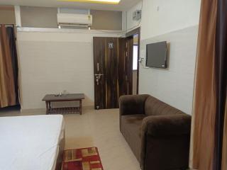 Hotel New Mandpam - Orai - 7