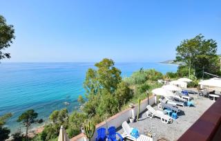 2 Bedroom Gorgeous Apartment In Parghelia - Parghelia - 1