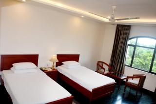 Hotel The Royal Regency Near Metta Buddharam Temple-Mahabodhi Temple-Bodhi Tree- Lift - Restaurant and Parking Facilities - fully Air Conditioned Rooms - Best Hotel - Bodh Gaya - 6