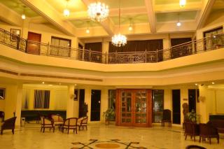 Hotel The Royal Regency Near Metta Buddharam Temple-Mahabodhi Temple-Bodhi Tree- Lift - Restaurant and Parking Facilities - fully Air Conditioned Rooms - Best Hotel - Bodh Gaya - 3