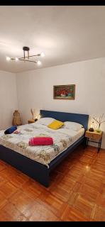 Stone villa on the island of Rava - 4