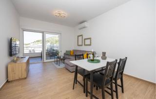 Gorgeous Apartment In Seget Donji With Wifi - Trogir (Traù) - 1