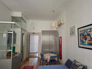 Apartments Lina - Center with free parking! - Zagreb - 7