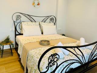Simadhes Garden Rooms - Himare - 7