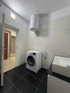 Saranda Terraces Modern Apartment 1 -Parking e Side Sea View- 50 m from Beach - Saranda - 3