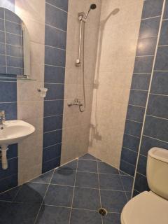 HOUSEDENz - 3