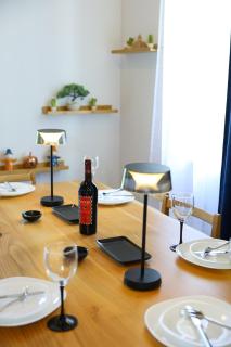 Guesthouse near the river - - 8