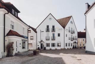 Ambienthotel Tassilo - Dingolfing - 0