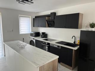 DEDIA Guest Home - - 0