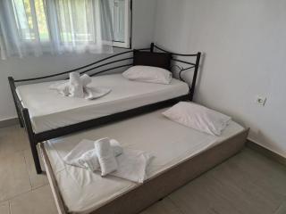 Villa Dimitris Apartments & Bungalows - Nea Vrasna - 9