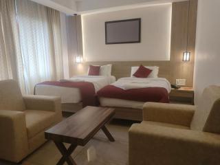 Monarch Express, Sri City - Tada - 3