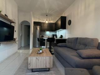 The Obsidian Suite , next to Heraklion Airport - Heraklion - 0