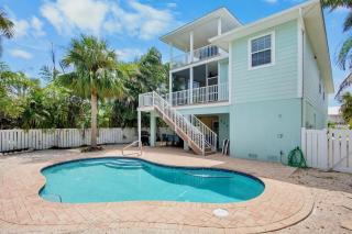 Flip Flops and Fish Tales - Anna Maria - 0