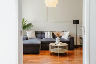 Wake in the Lake - 8