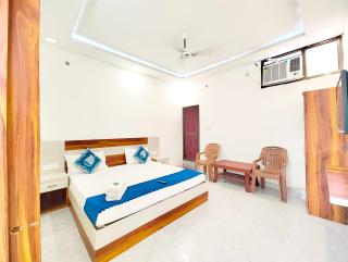 RAM JANAMBHOOMI H0TEL ! R-a-m - K-r-i-sh-na - Palace Near 900m from Ram Temple - Shri Hanuman Garhi Mandir - All Room Fully Air Conditioning Rooms - Free Wifi - and Parking - Best Premium Hotel - Ayodhya - 6