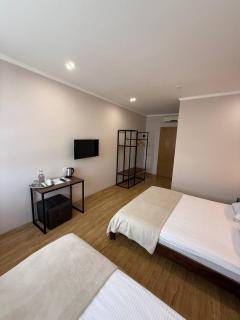 Passage Hotel - Ternopilʼ - 8