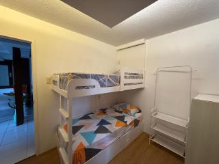 Cozy 2-bedroom Condo at Marcos Highway - Manilla - 5