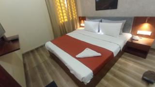Hotel WD Grand Stays - Indore - 3