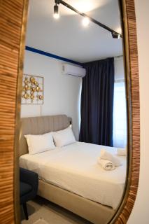 Syntagma Plaka Suite by Zeussuites - Atene - 0