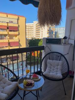 Apartamento con terraza y piscina junto a la playa - Torre del Mar - 1