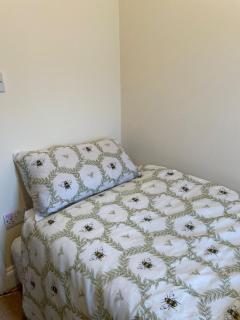 Ilford Express Room in East London - Ilford - 8
