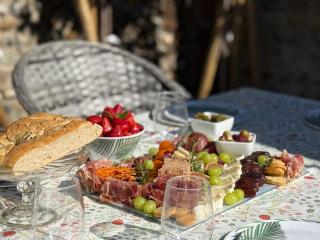 Luxury pair of Georgian apartments, hot tub, sea views, sleeps 12 - 7