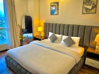 Elysium Sky High Executive Apartment Facing Centaurus Mall Islamabad - Islamabad - 3