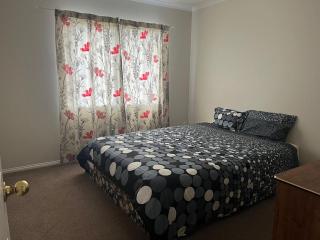 Best aboard on Chapel Road - 4