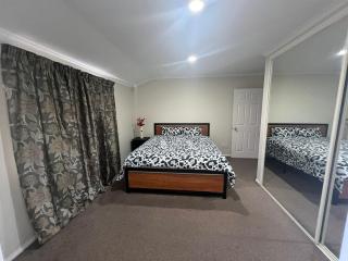 Best aboard on Chapel Road - Auckland - 1