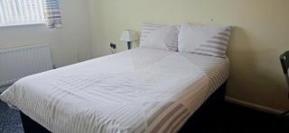 Nice Residential Within Easy Reach Of Town - Manchester - 0