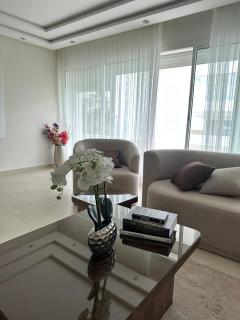 Luxury apartment with 3 pool views - Tanger - 9