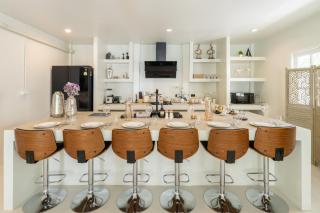 Aphrodite & Venus Resort I 14 Bedrooms I Old City - 6